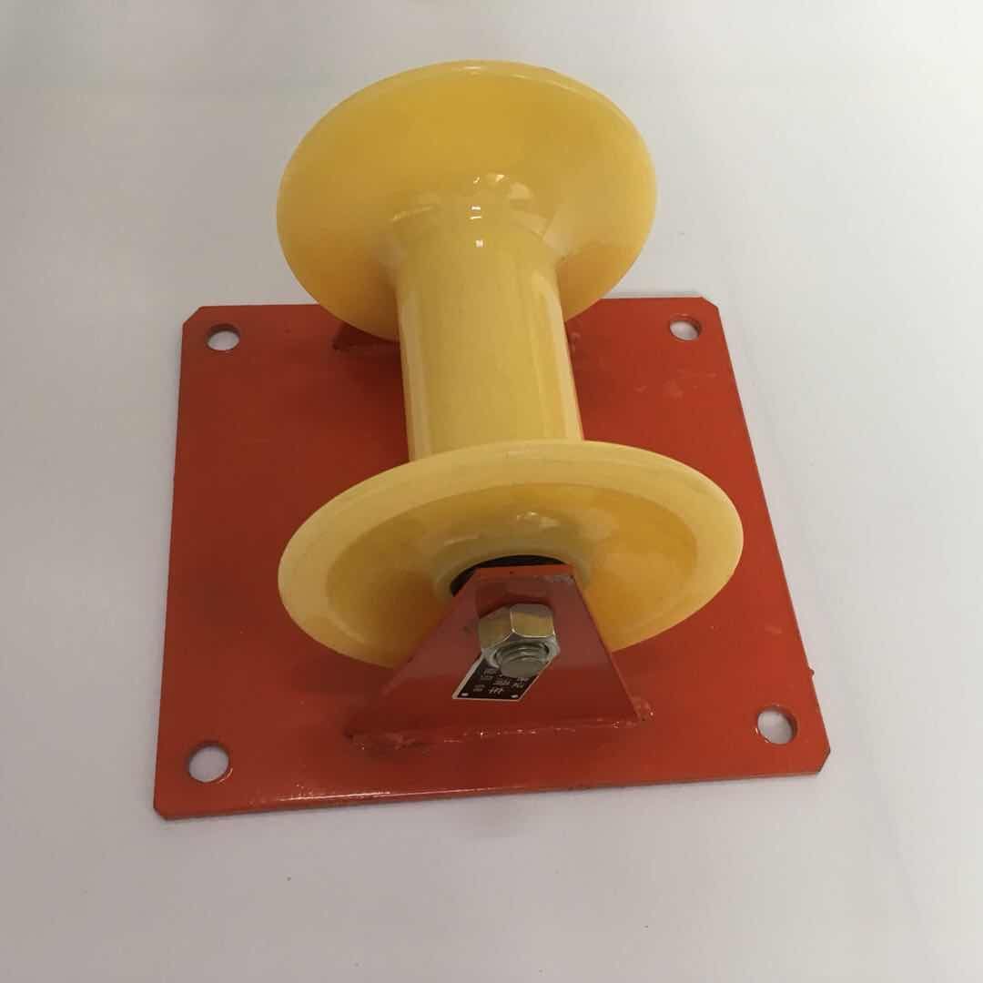 平板式尼龙轮地缆布线滑轮