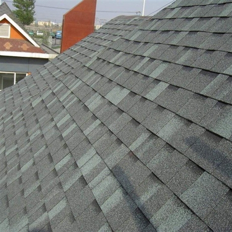 沥青瓦厂家沥青瓦片屋顶自粘防水隔热轻钢别墅阳光房油毡瓦