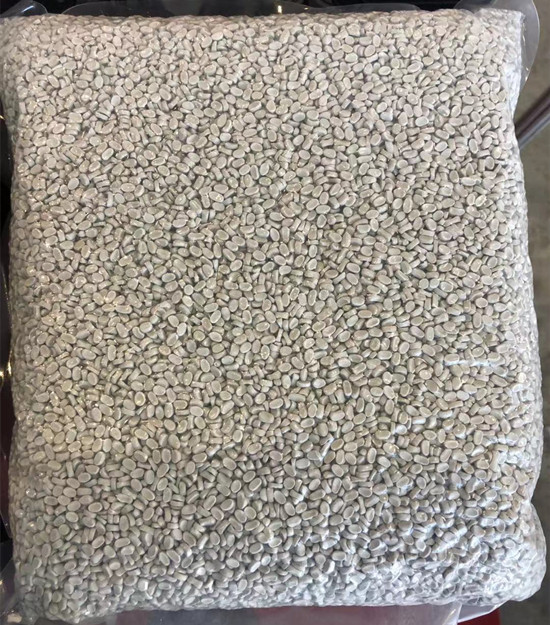 灰色消泡母粒 挤出管材板材粉体系 消泡母料吸水率高