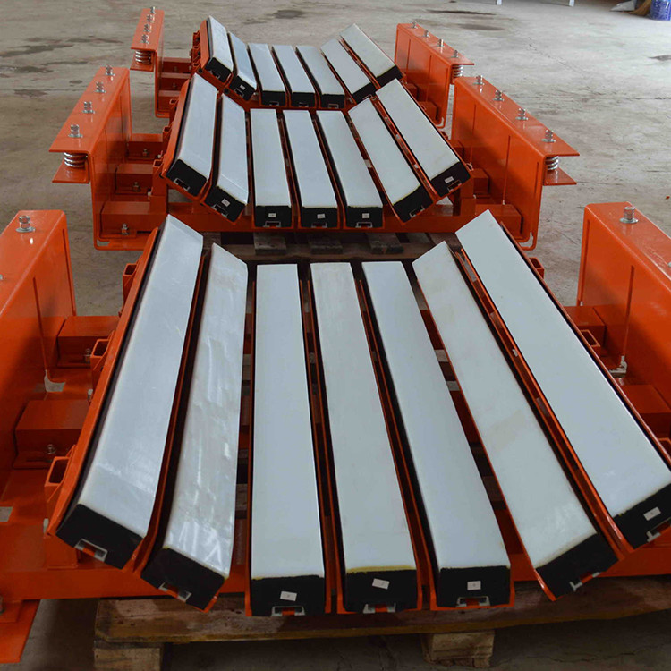 森腾输送机缓冲床stjx1000皮带机缓冲床阻燃抗静电耐磨