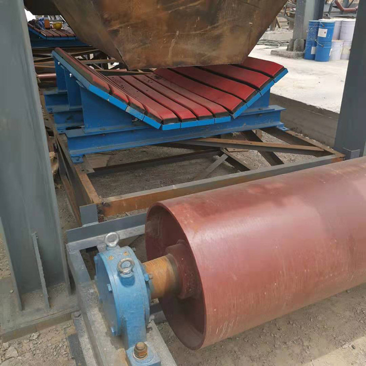 森腾输送机缓冲床stjx1000皮带机缓冲床阻燃抗静电耐磨