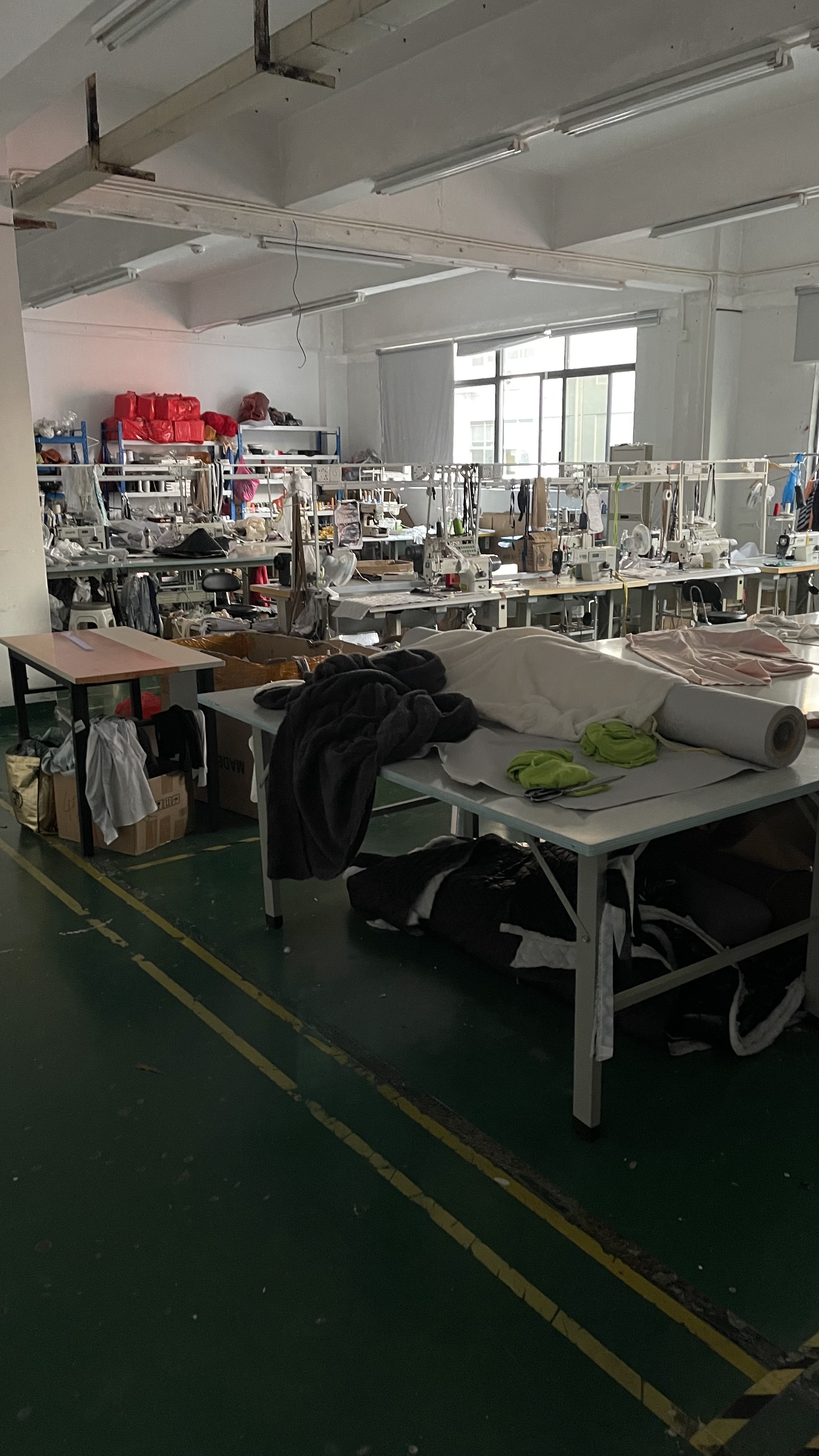 中山市服装厂设备回收 整厂设备打包收购 盛欣