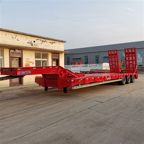 135米3轴集装箱拖架车尺寸价格