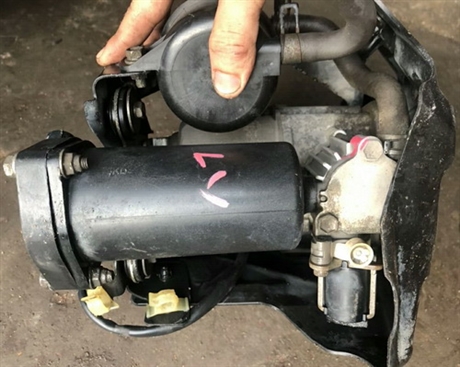 豐田 霸道4000打氣泵 減震器 剎車盤 下擺臂 軸承