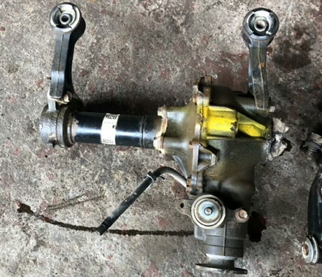 丰田 LC95 41比9 2700差速器 下摆臂 半轴 冷疑器