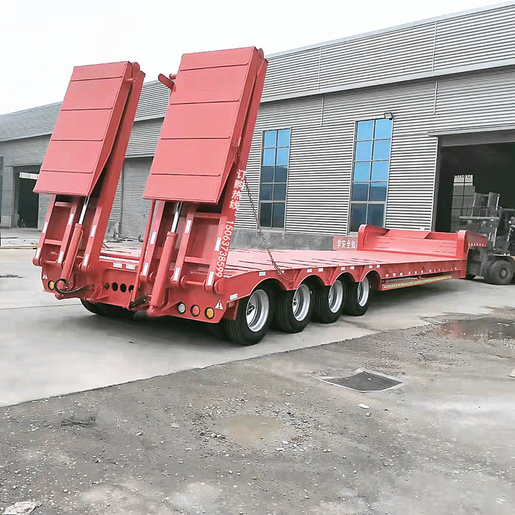 梁山挖掘机运输低平板半挂车报价