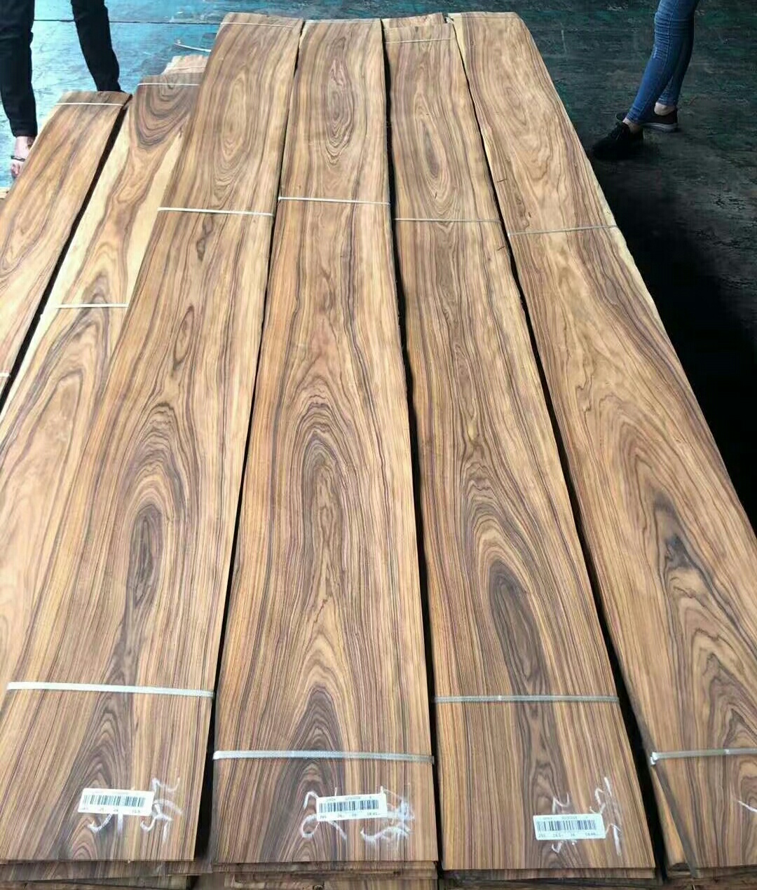 精品酸枝木皮酸枝天然木皮巴西酸枝进口木皮酸枝名贵木皮嘉善