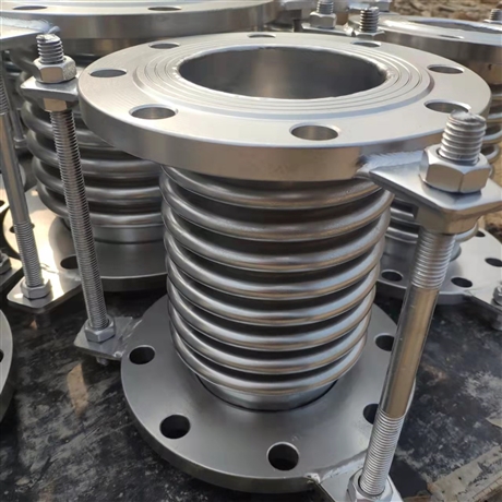 消防沟槽波纹管防爆抗压304沟槽波纹管补偿量大消防沟槽波纹补偿器可