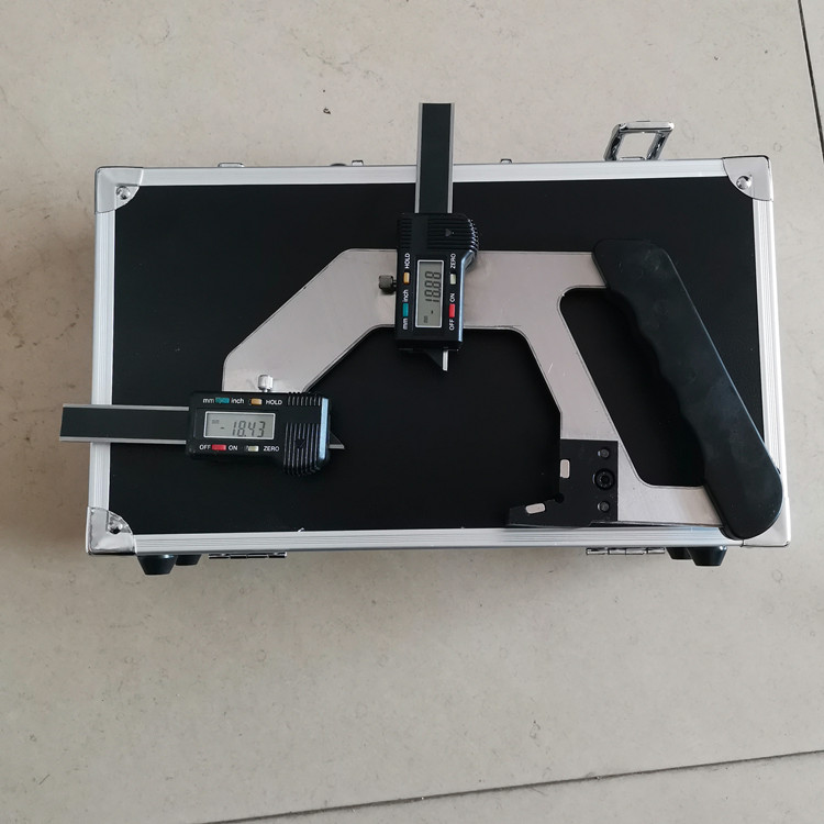 山东铁路钢轨磨耗仪铁路工务数显钢轨磨耗测量仪数显铁轨测量仪