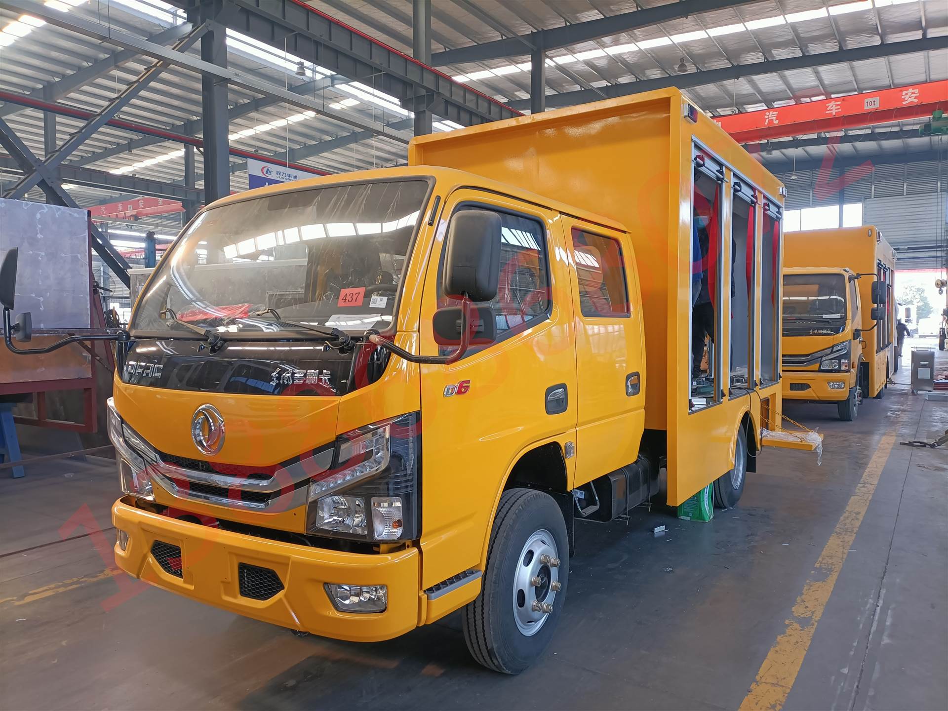 工程检修车东风多利卡双排救险车30kw柴油发电机选配空压机焊机等设备