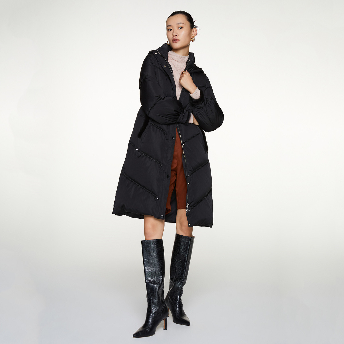 中老年品牌尾货服装批发走份 蔓诺蒂女装品牌折扣货源供应链