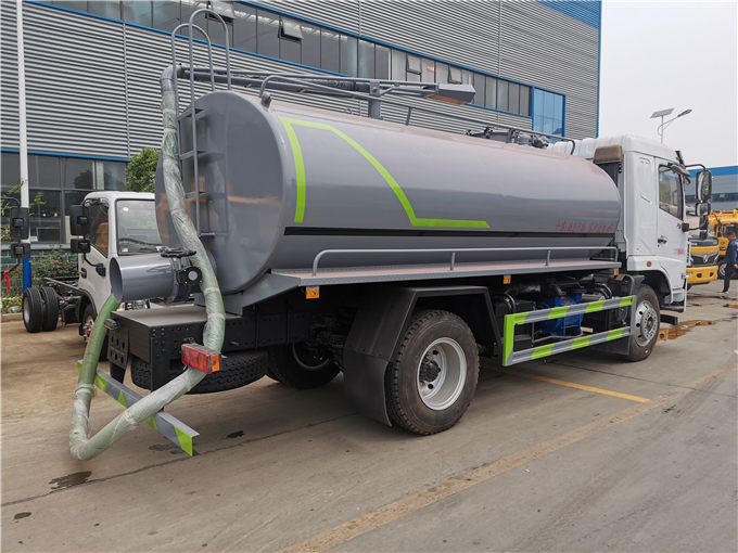 环保抽吸罐容积3方5吨8方吸污吸粪专用车厂家