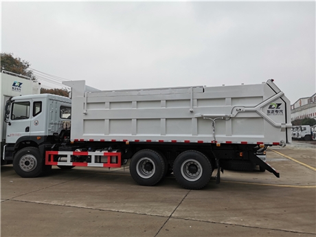 密封国六15吨污泥运输车 产15立方罐式污泥车厂家