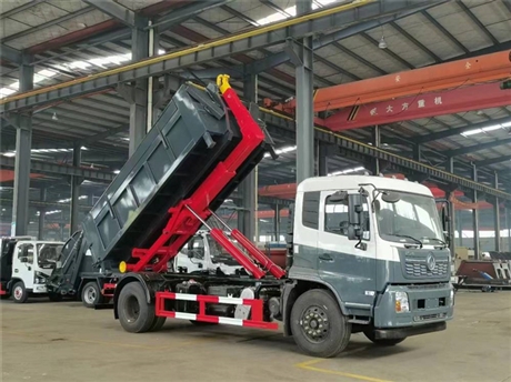 勾臂车型拉3方4方5方8方粪污垃圾车厂家售价合理