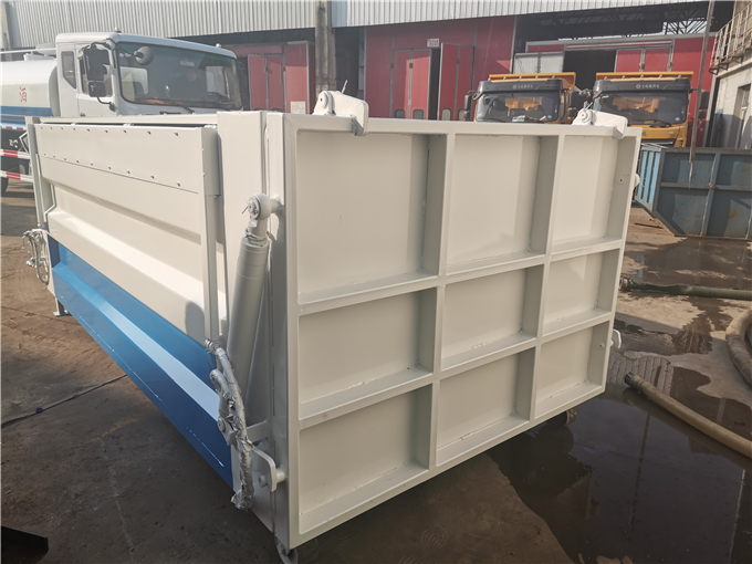 东风15吨/养殖场干粪清运车 大型双桥运干粪的车介绍