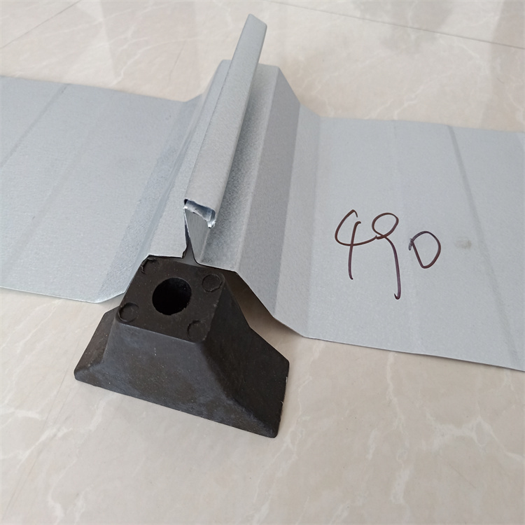 490型彩钢瓦橡胶堵头