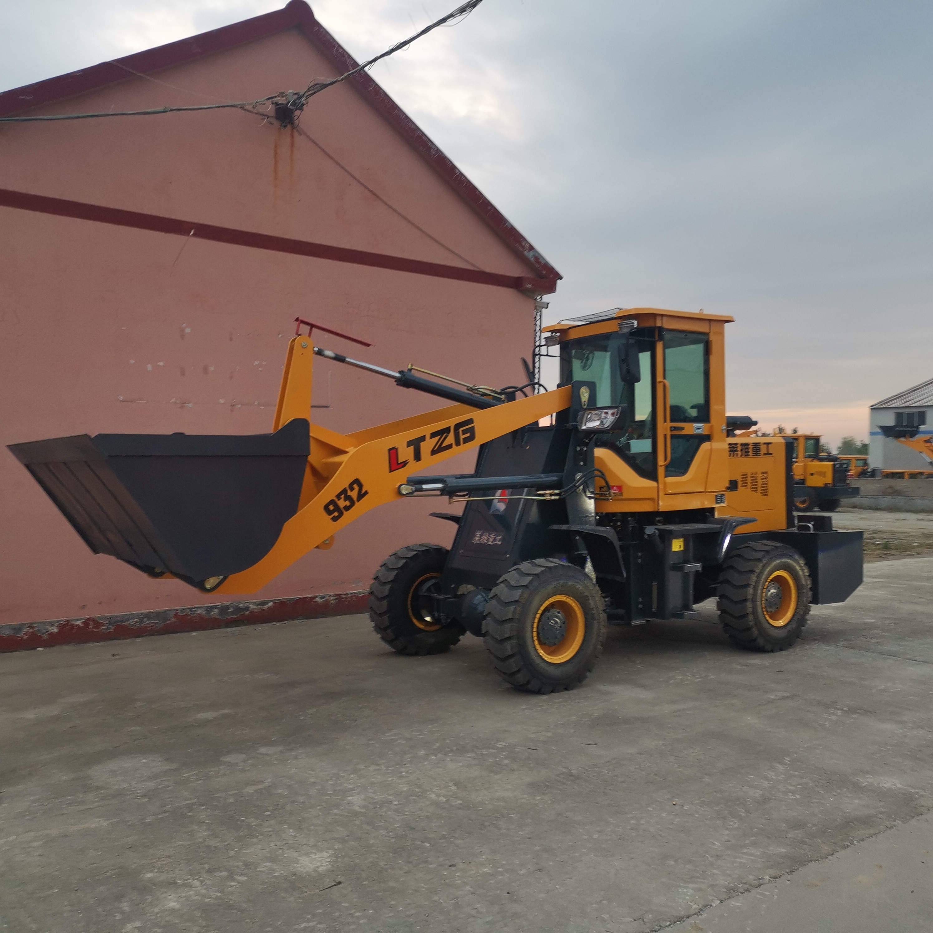 粮贸铲车重工装载机加长臂配重zl940粮贸铲车