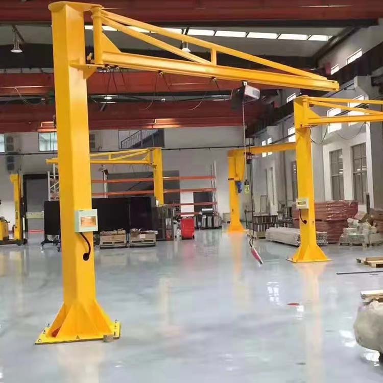 悬臂起重机运行稳定鲁成起重小型移动立柱式悬臂吊