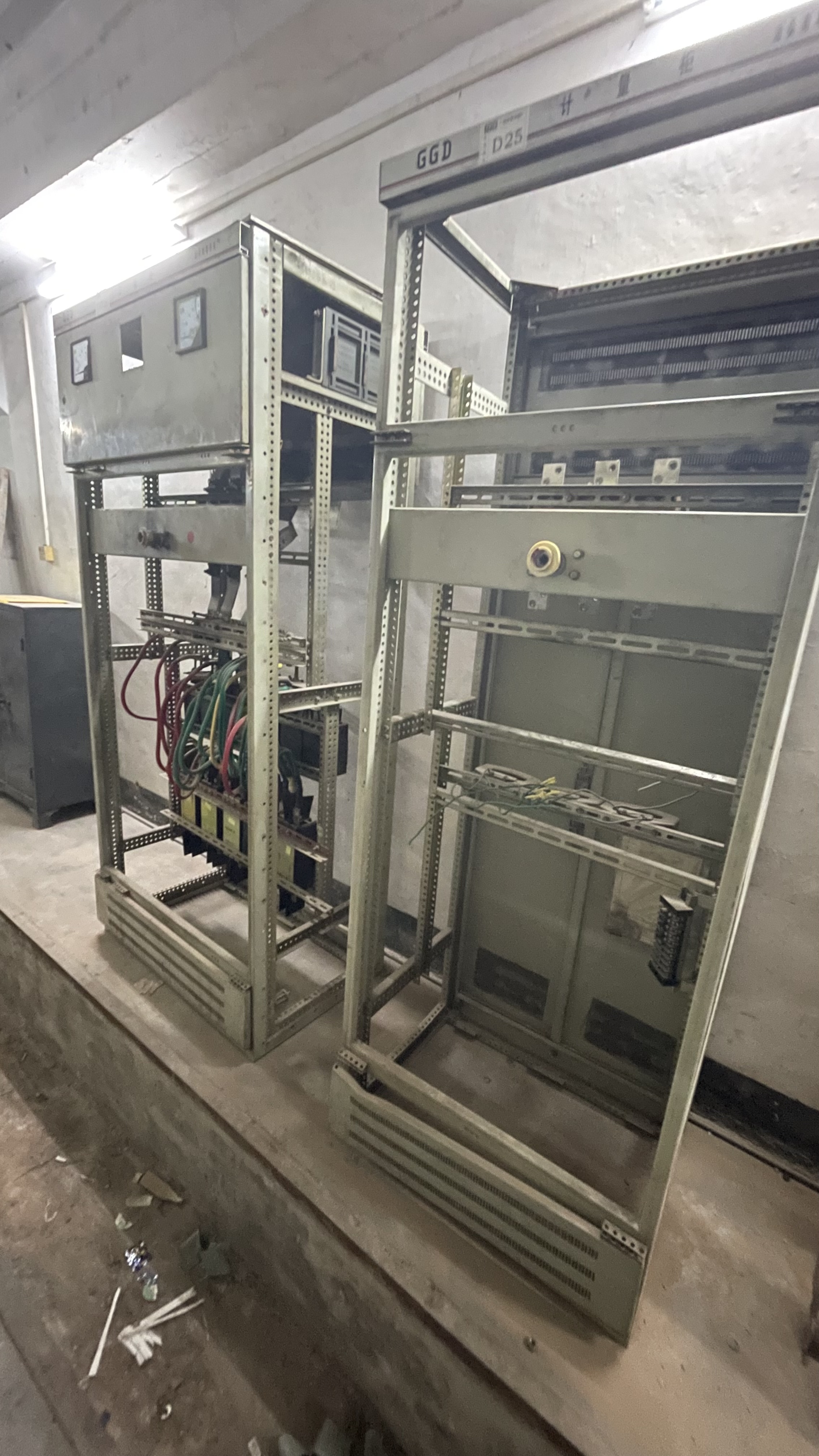 深圳市回收二手变压器 上门回收电缆变压器 回收干式变压器 油浸式