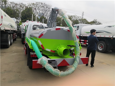 清,运,养殖场沼液用的小型运输车