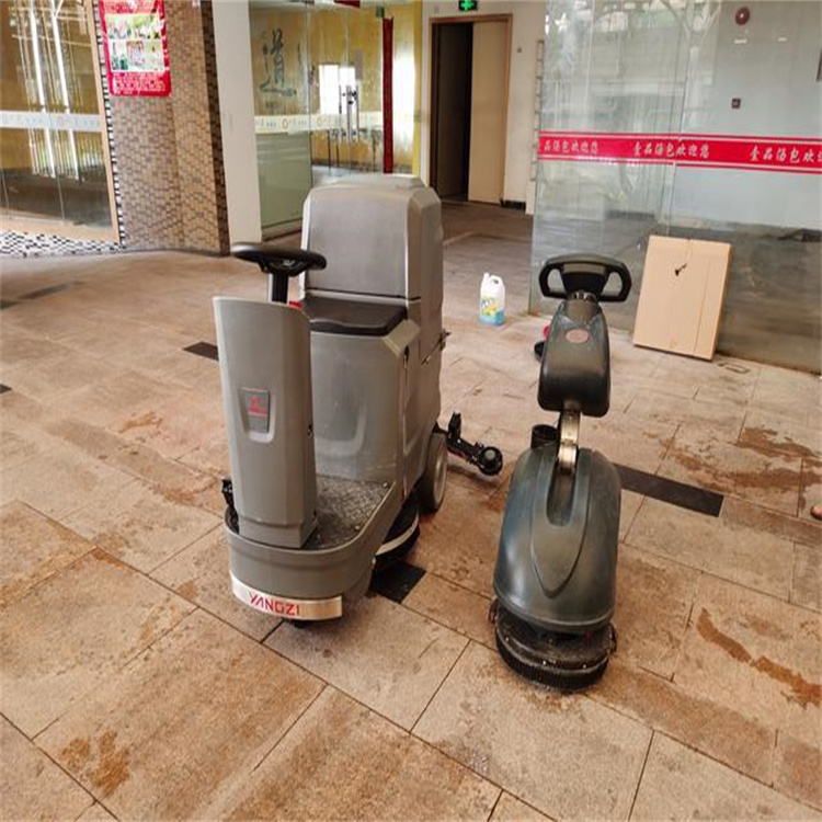折叠洗地机 食堂重油污洗地机 电瓶式手推洗地机 福建扬子X1