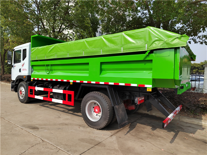 东风D9_12立方干粪清运车/一辆 15方自卸式粪便车 可做分期供车