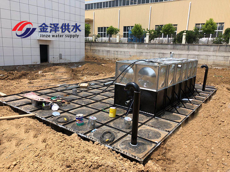 地埋式箱泵一体化安装现场