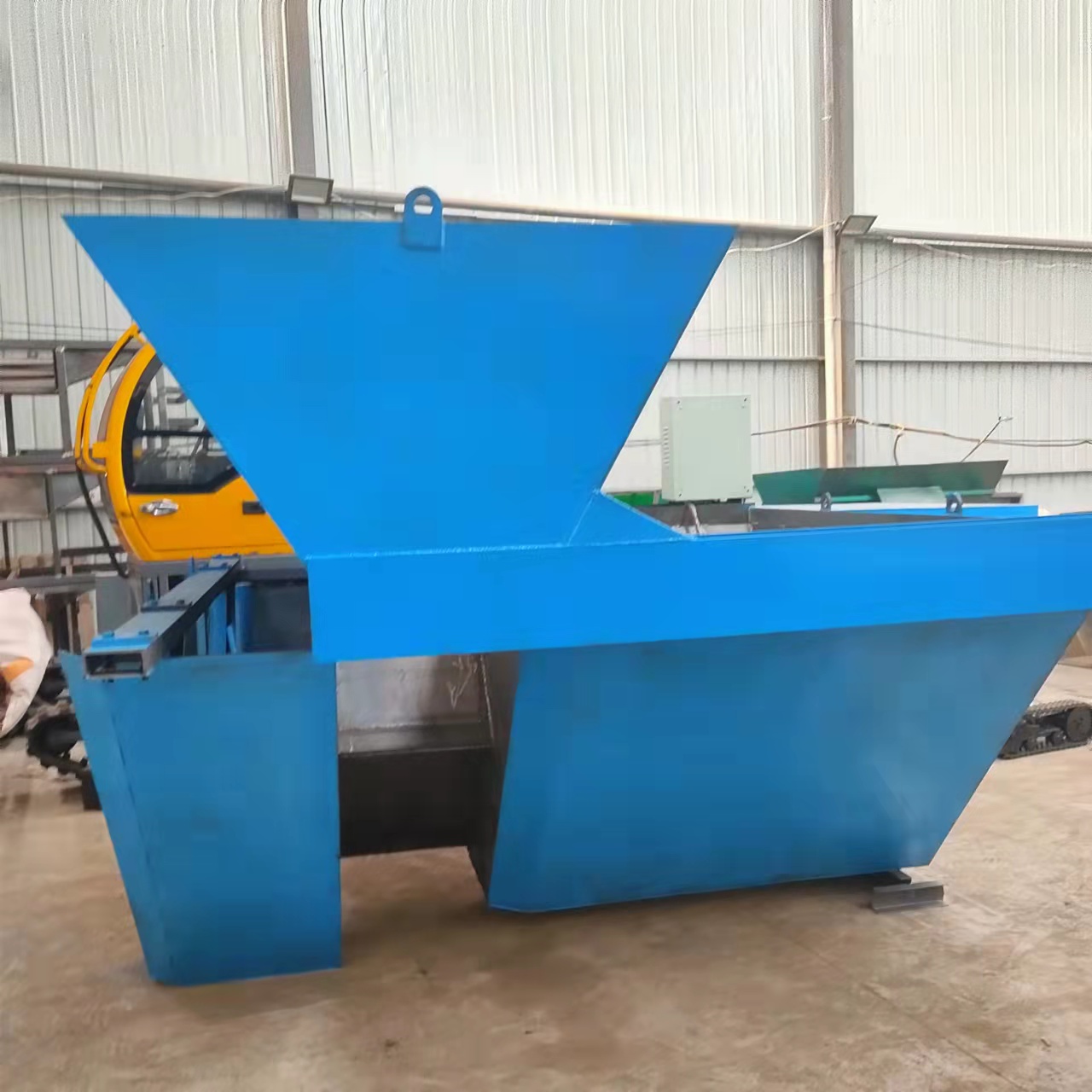 梯形渠道滑模机水渠边沟成型机水渠滑模成型机厂家