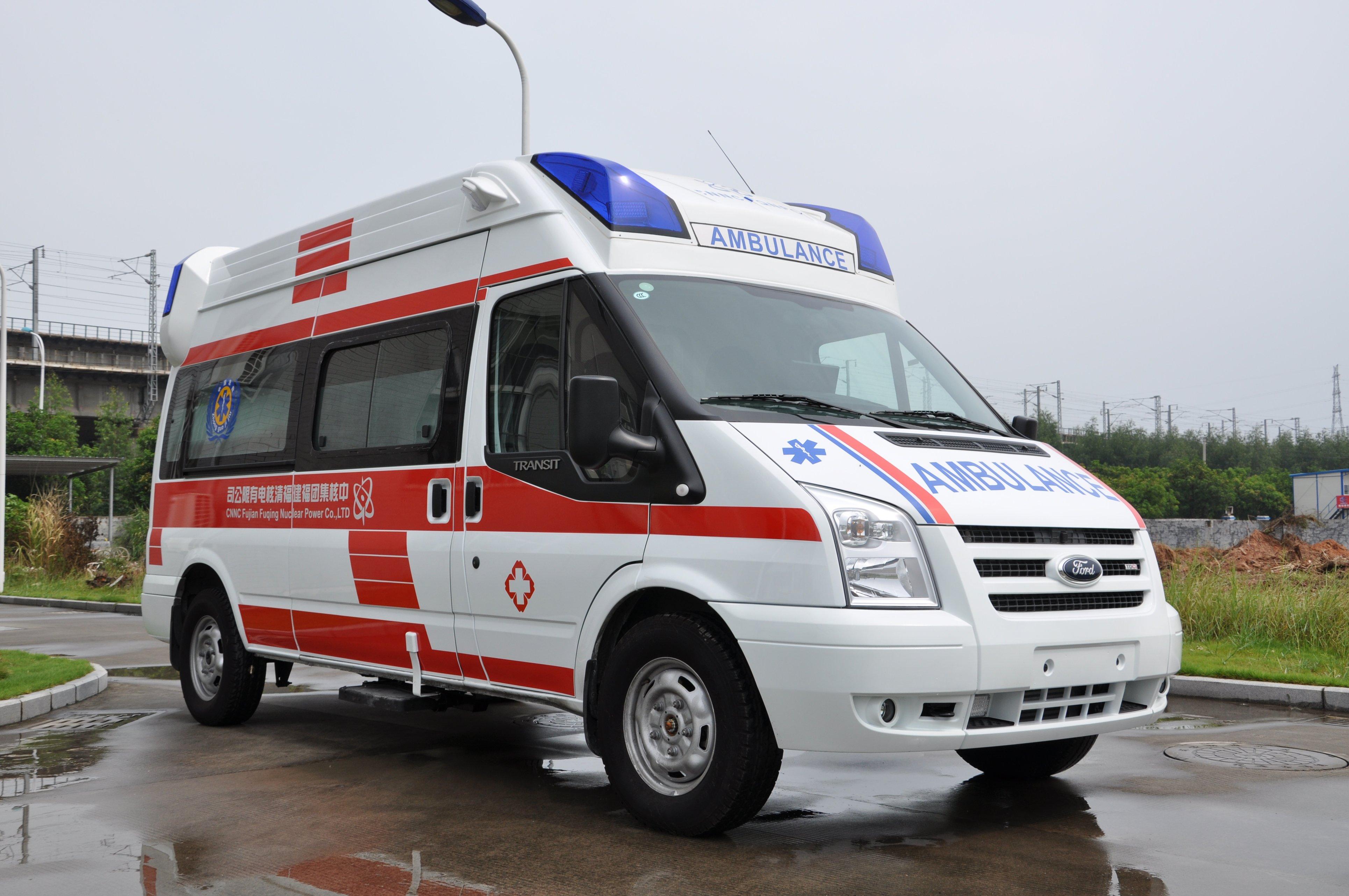 深圳监护型救护车长途转运患者单程收费全国连锁