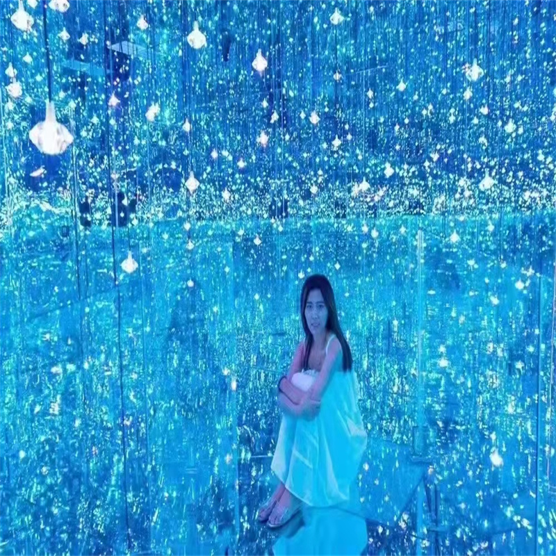 春季风车展 发光铁塔 烟泡树 美陈道具出租