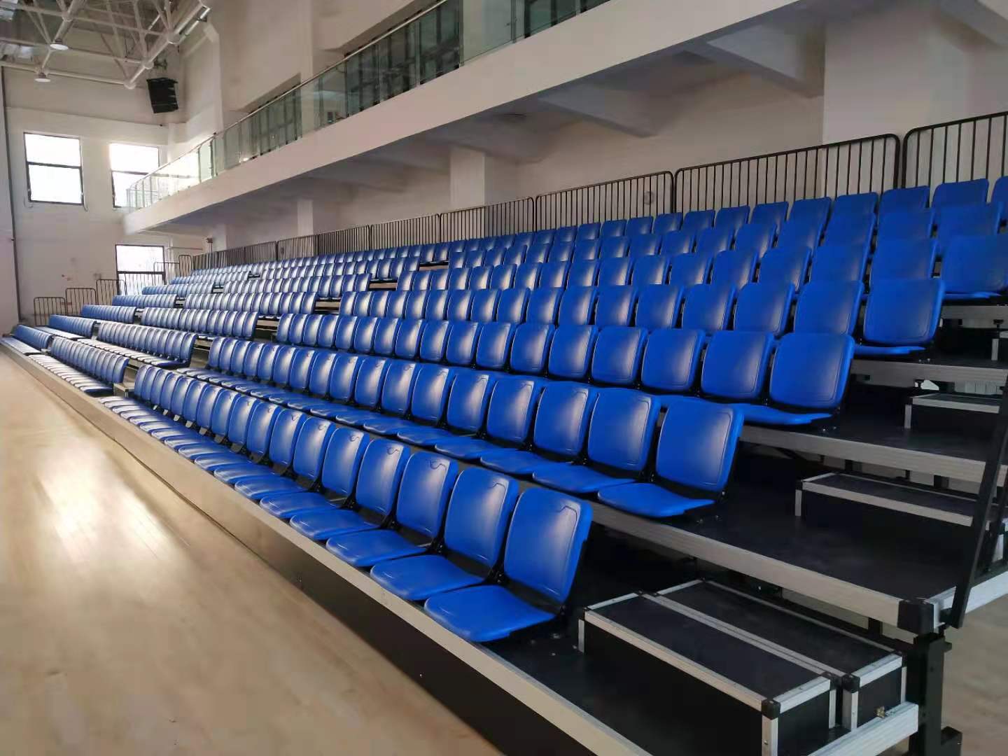 太原电动伸缩看台椅篮球馆室内观众席