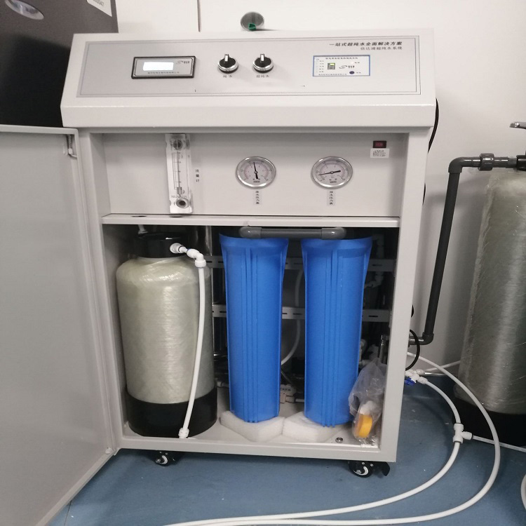 实验室超纯水机价格去离子纯水仪全自动型号可选权坤
