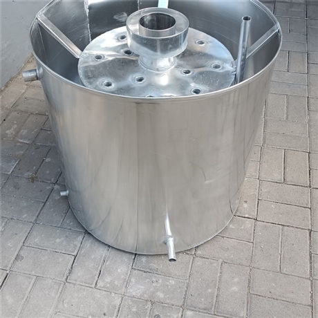 酿酒设备300斤不绣钢桶冷凝器12跟双管外桶直经65高78厘米可定制