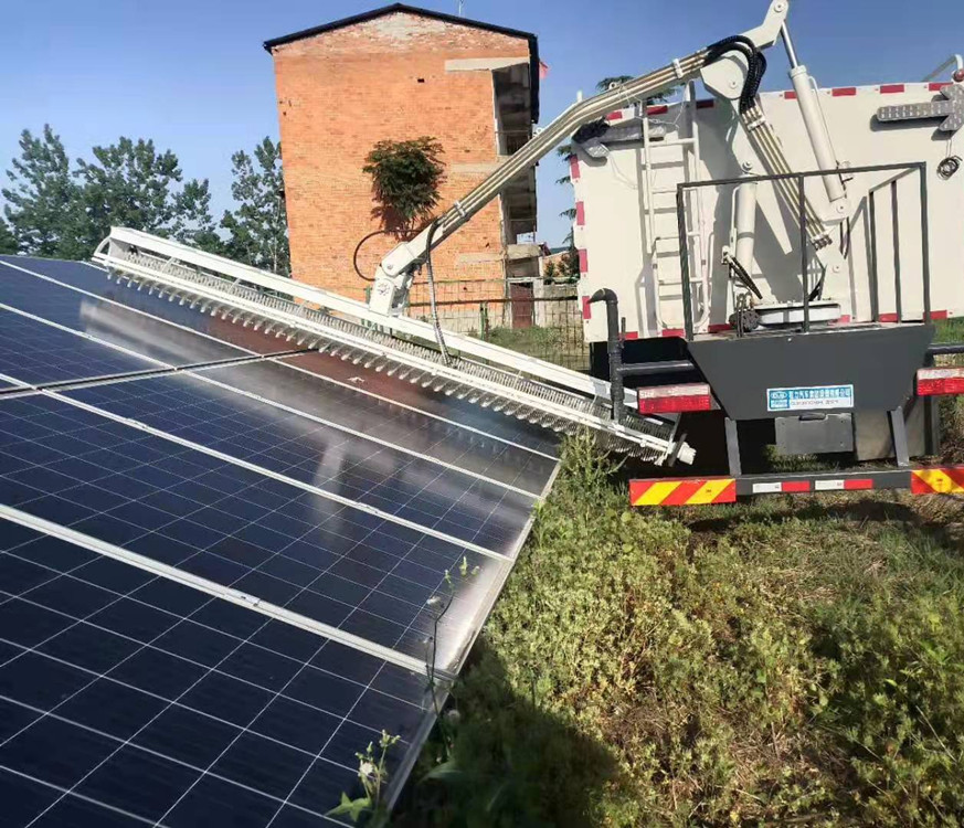 光伏板清洗车东风d912方光伏板清洗车