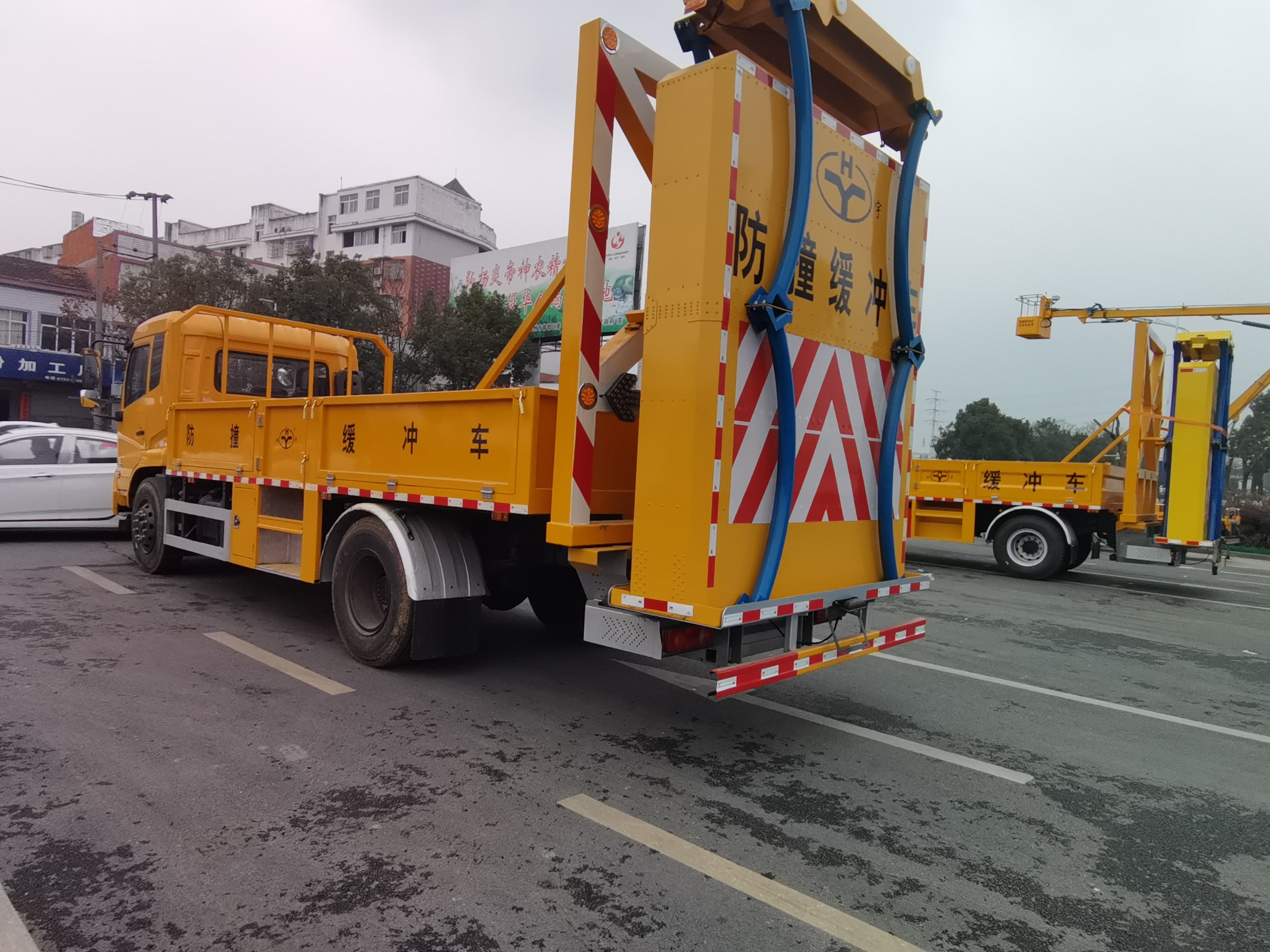 廣東省揭陽市防撞緩衝車防撞緩衝車價格防撞緩衝車生產廠家