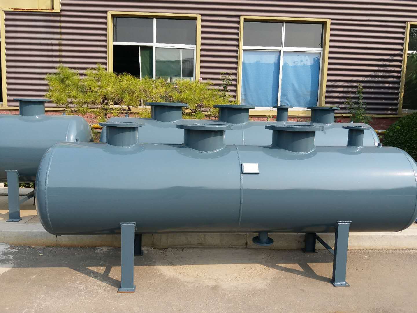 万维分集水器空调机房供水设备集分水器暖通系统集分水器