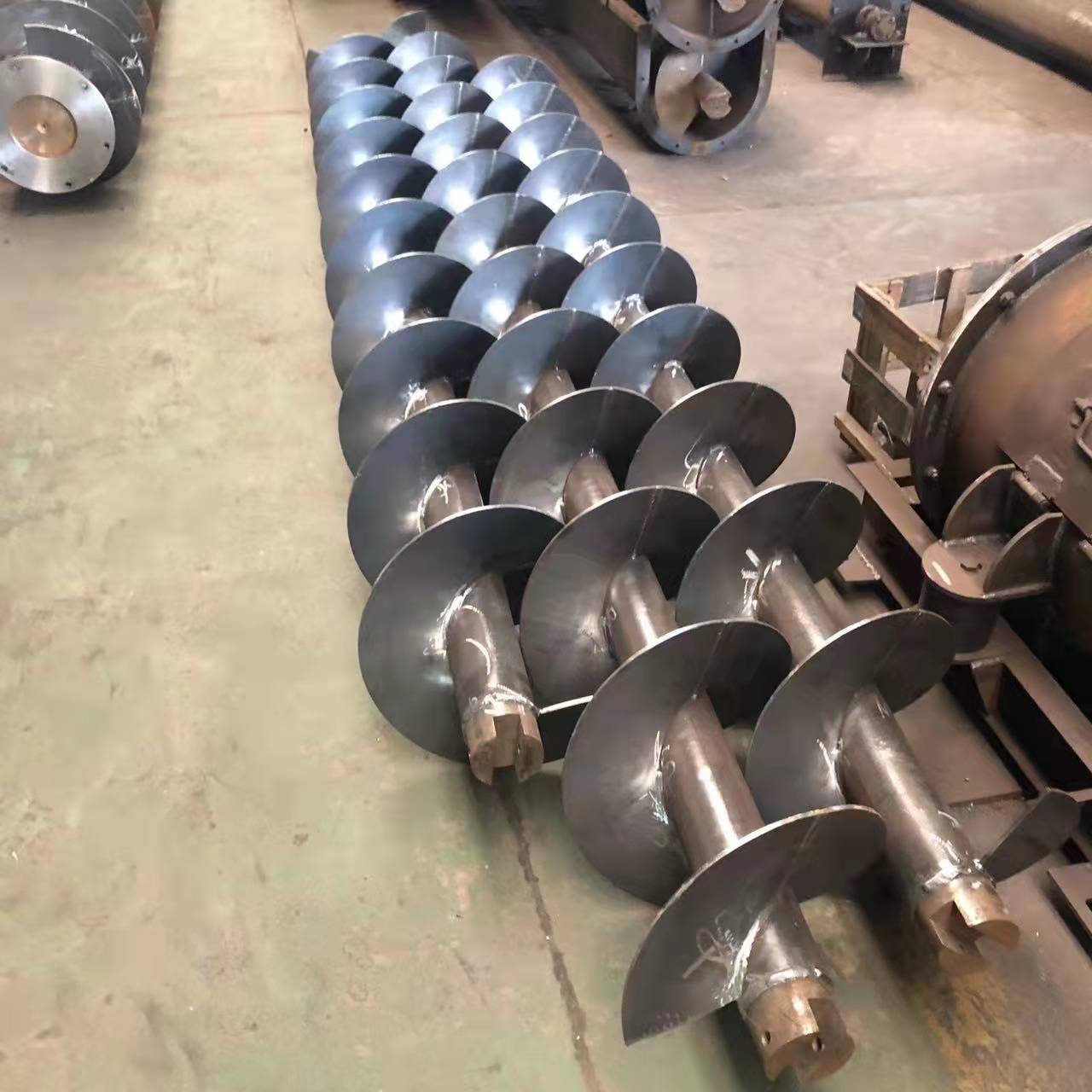 供应耐磨衬板绞龙单轴多轴螺旋输送机图片