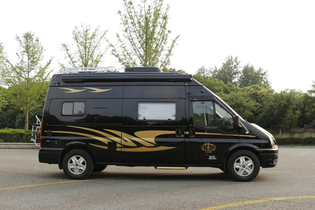 江铃房车自行式全顺新世代旅居车商务b型房车