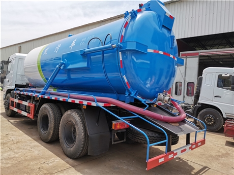真空罐吸沼液车3方8方10吨12吨15吨免税后的价格