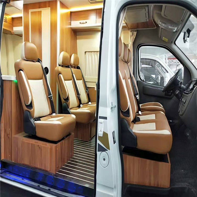 国六大通v90房车大通v90b型房车旅游住宿车家庭出游车房车展