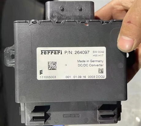 法拉利穩(wěn)壓器 FF F8 F12 458 488穩(wěn)壓器 方向盤