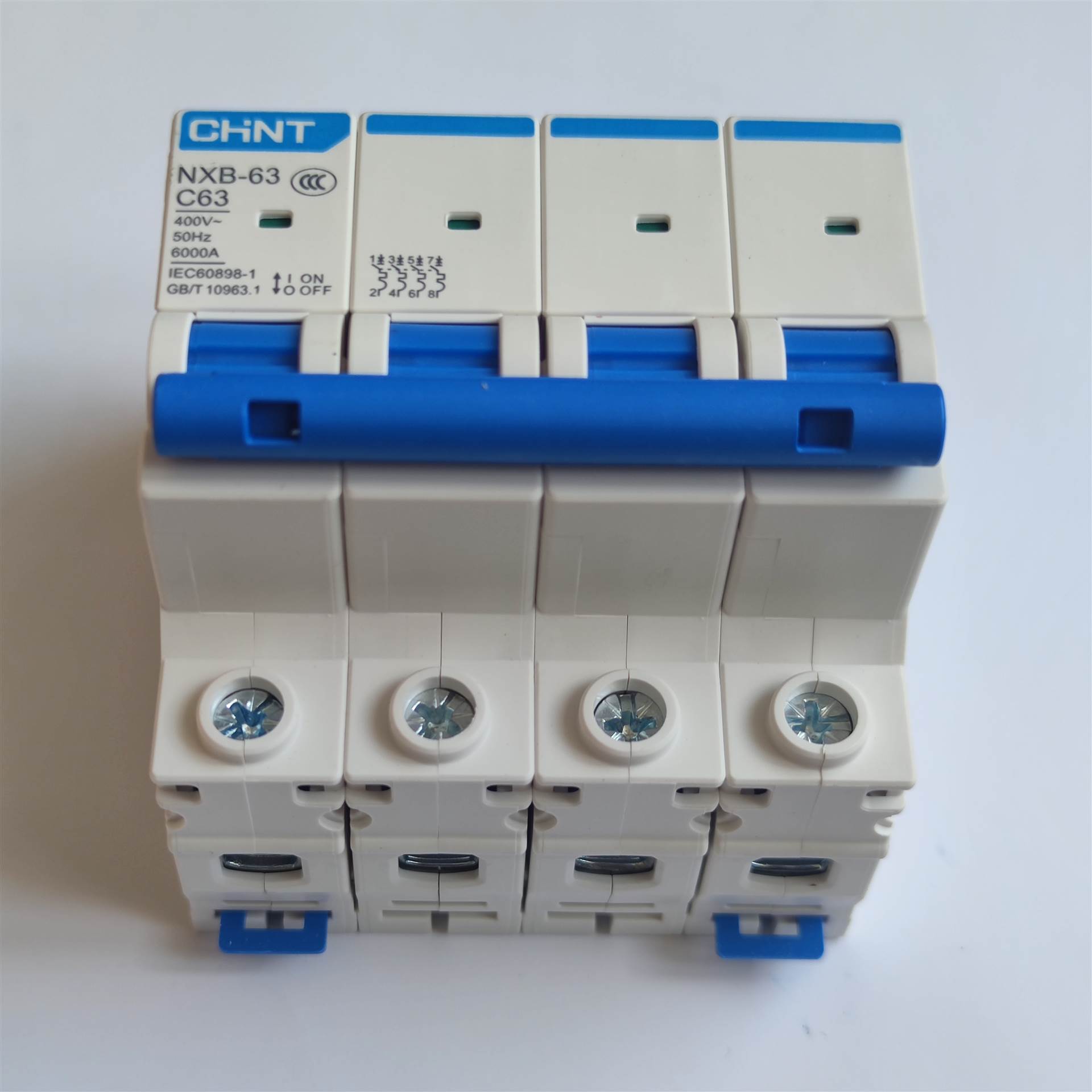 正泰家用小微型断路器 nxb-63 4p c63空气开关漏电保护断路器