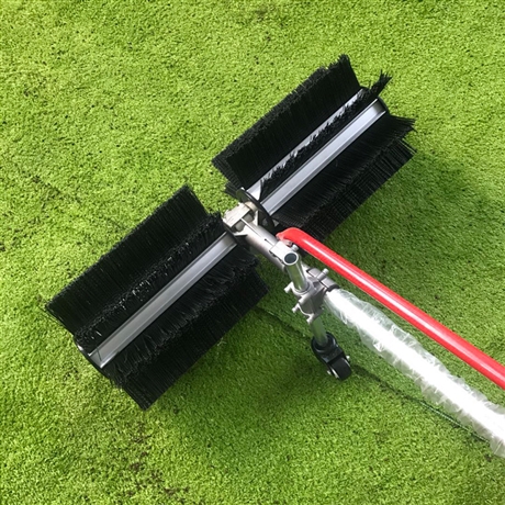 小型手推式草坪梳理机汽油家用型人造草坪刷草机草坪梳草机器