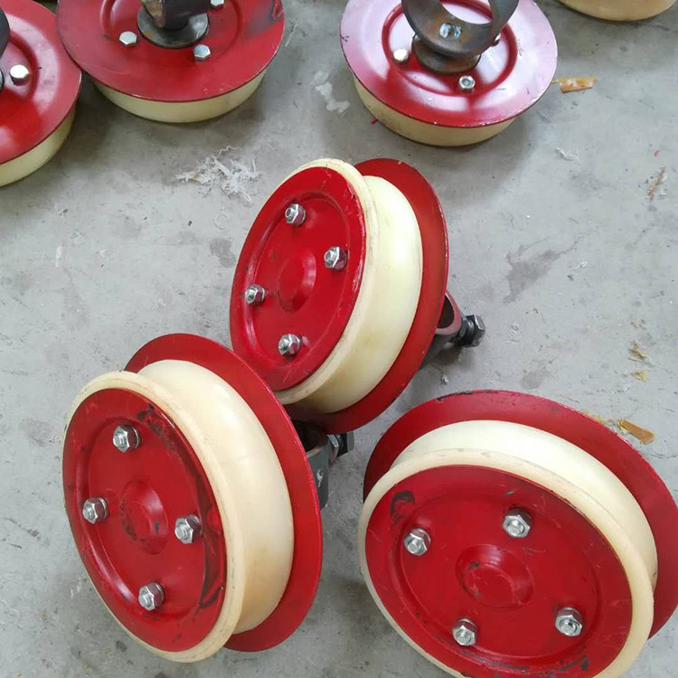 矿用双托压绳轮 摩擦系数低猴车托绳轮 图片_高清图-山东森腾机械设备