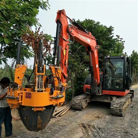 常青廠家多瓣挖樹機0612米規格裝載機挖機可裝蘋果球移栽機