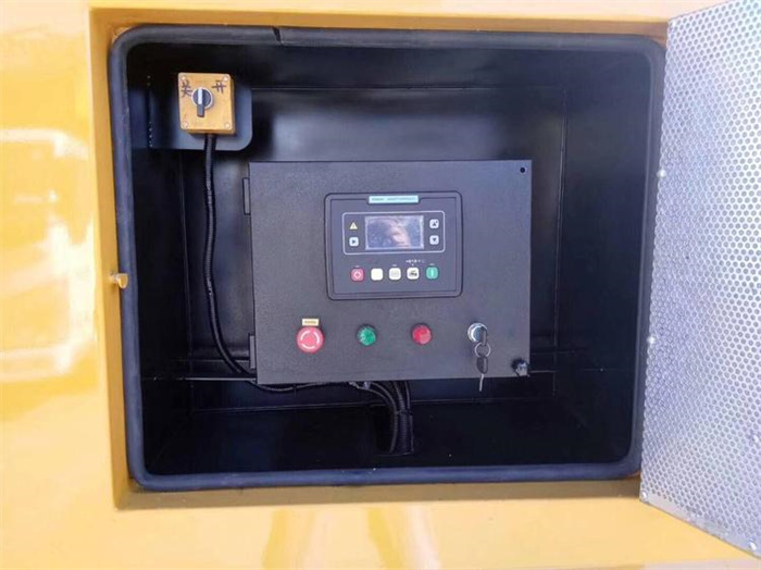 电源车价格_东风多利卡_100KW_天锦200KW应急电源车配置