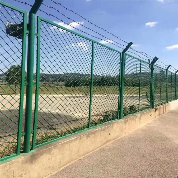 海关保税区围栏网综合保税区围网钢板网护栏网