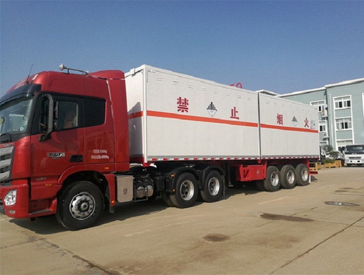 危险品罐箱运输半挂车12把锁多用途骨架车供应全国