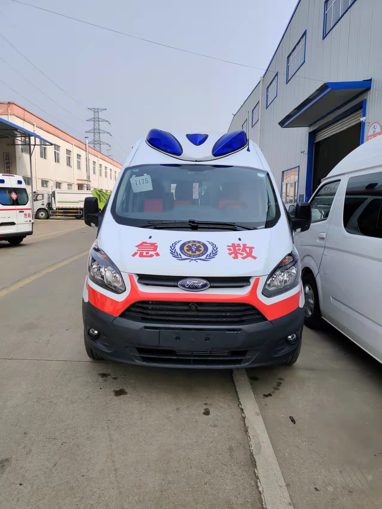 福特V362汽油监护型负压救护车