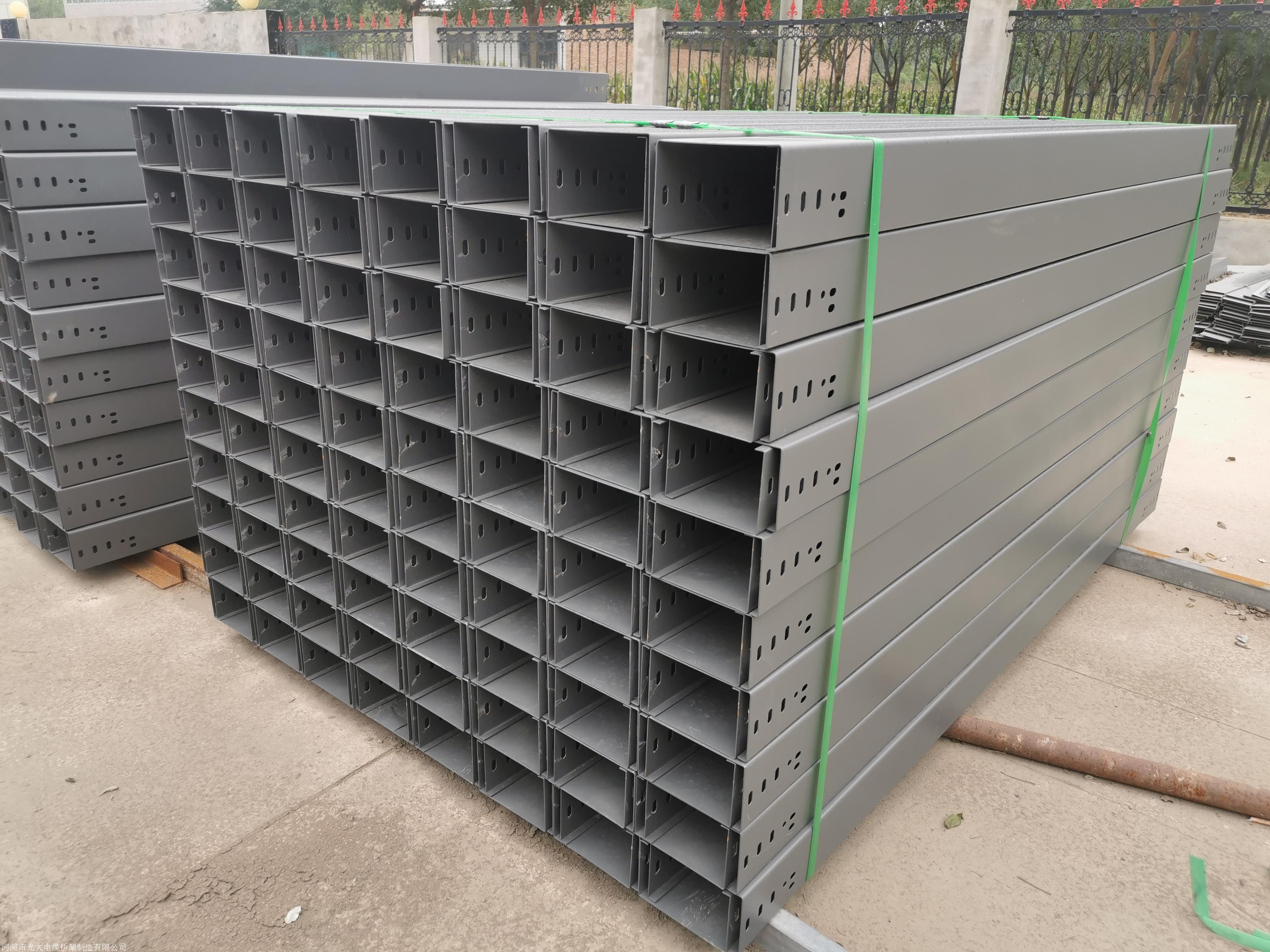 河间市光大电缆桥架厂家槽式镀锌桥架安装选光大桥架厂桥架水泥,橡胶